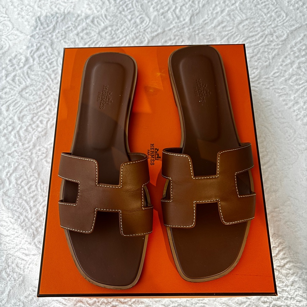 Hermès Oran Sandals size 40